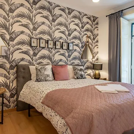 Baum Liverpooler Terrasse By Interhome * Lisboa