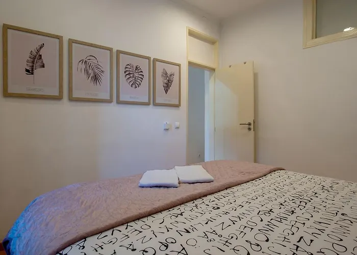 Baum Liverpooler Terrasse By Interhome * Lisbona